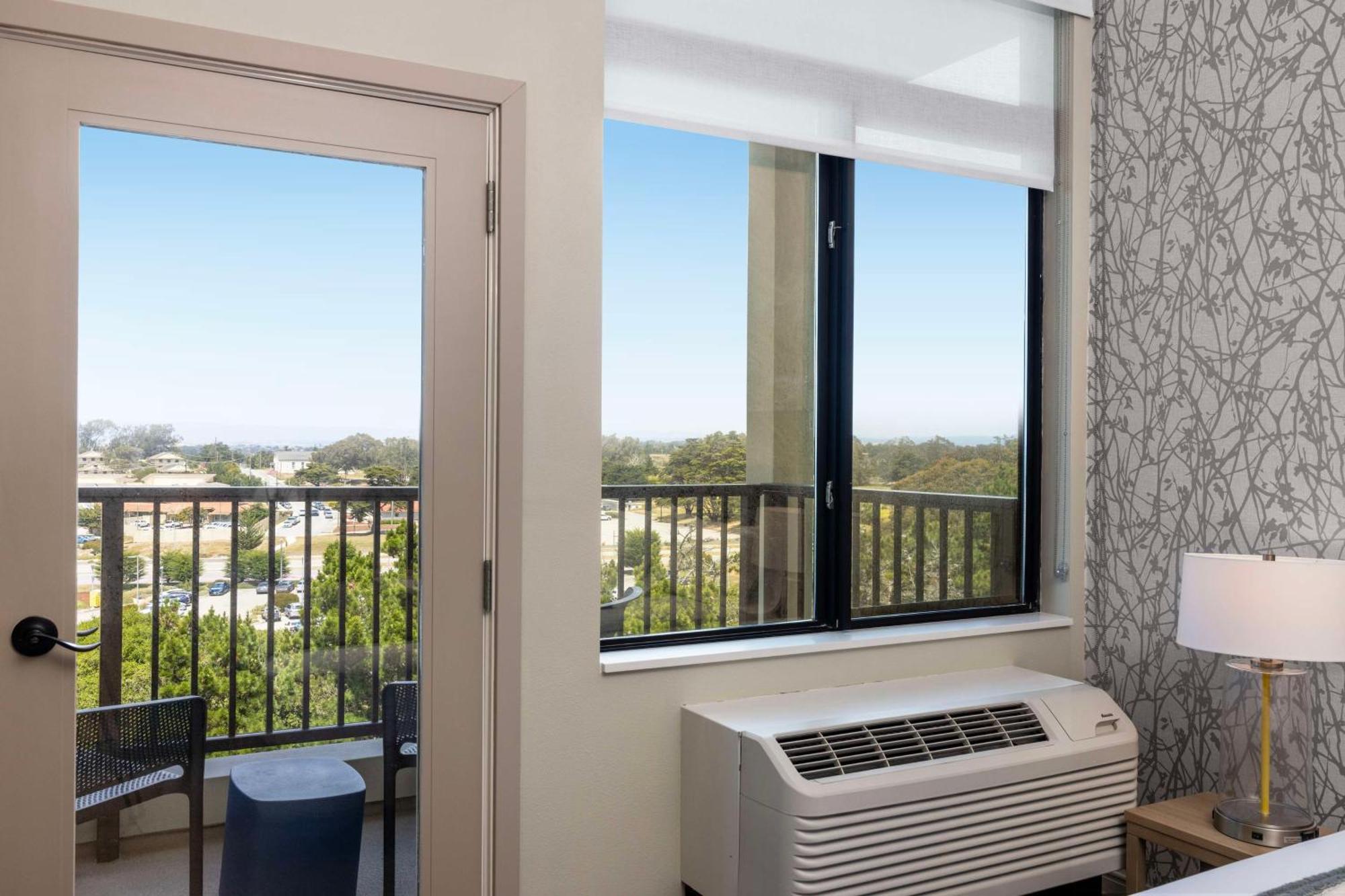 Home2 Suites By Hilton Marina Exterior photo